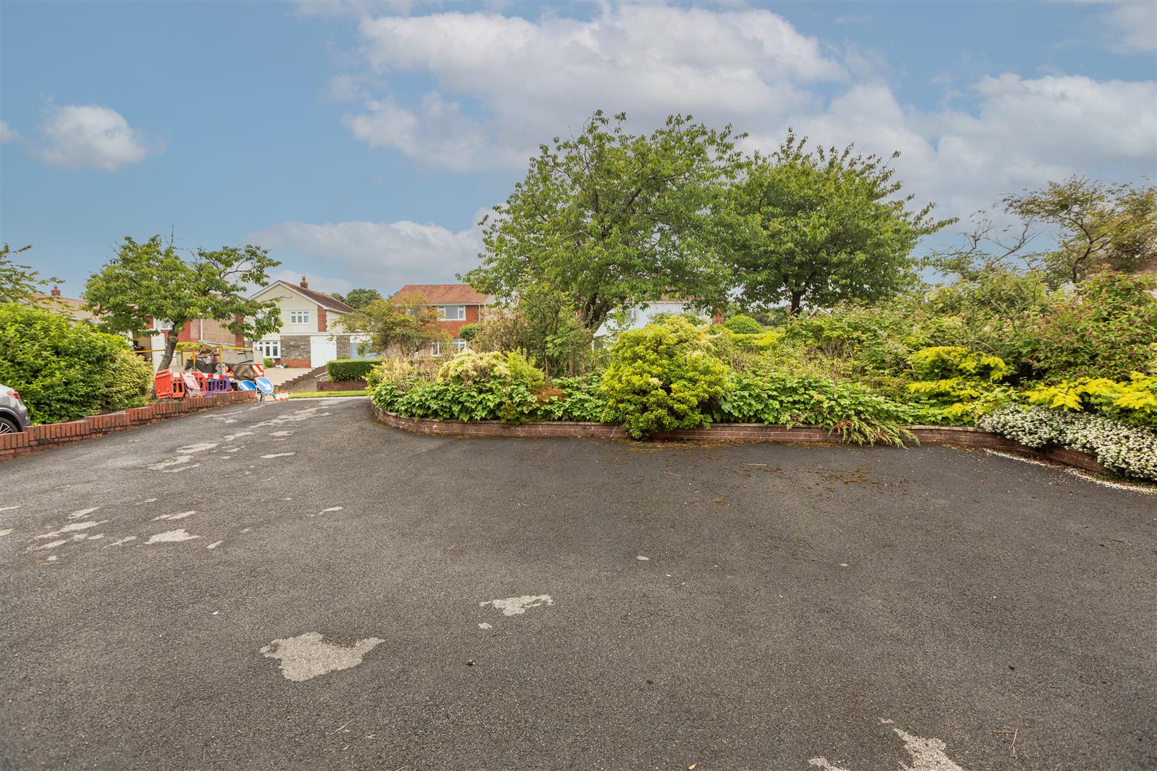 Rhyd-Y-Defaid Drive, Sketty, Swansea, SA2 8AN